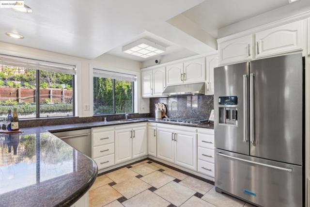 Image 11 of 58 For 1822 Arlington Blvd