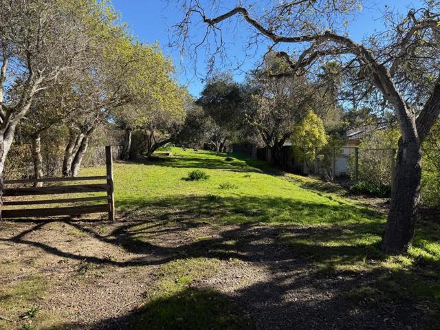 3460 Maplethorpe Lane, Soquel CA: https://media.crmls.org/mediaz/7ad1e37e-90bf-432f-8218-18176ab97bc5.jpg