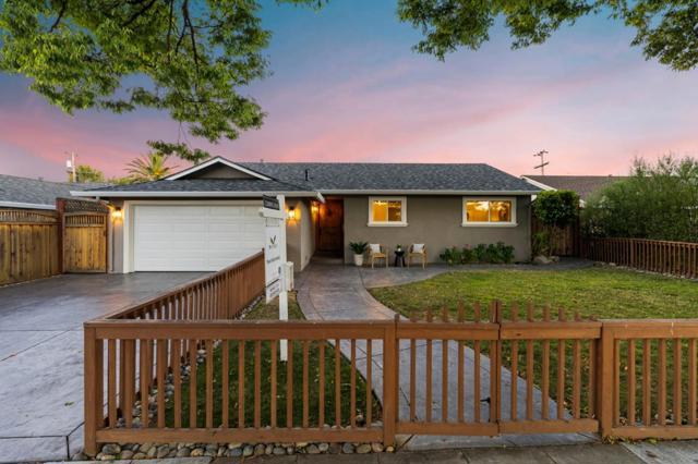 1422 Melwood Drive, San Jose CA: https://media.crmls.org/mediaz/7ad24b37-cd82-4e35-99e5-5a858346d5d1.jpg