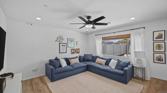 24008 Kestrel Court, Lake Elsinore CA: https://media.crmls.org/mediaz/7ad303f2-fa2a-4efb-ac25-079d30be9a31.jpg