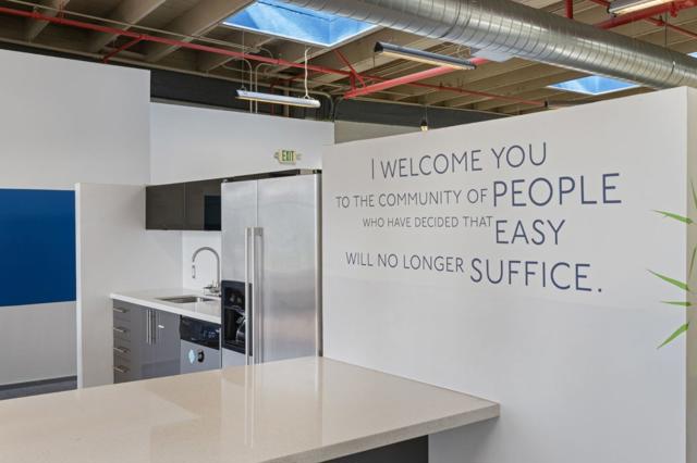 Image 12 of 52 For 1114 Howard Street