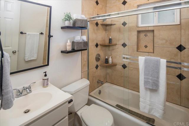 2604 06 Juan Street, San Diego CA: https://media.crmls.org/mediaz/7ad42126-fec1-4ac6-a01c-46fbb2c56cc9.jpg