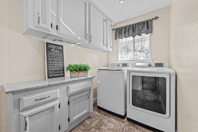 5419 Elliott Avenue, Atwater CA: https://media.crmls.org/mediaz/7ad4c2eb-25ad-4202-9947-a119dff39b6b.jpg