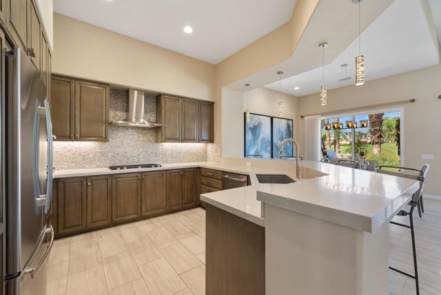 639 Mesa Grande Drive, Palm Desert CA: https://media.crmls.org/mediaz/7ad4e0fc-df3f-4bbd-99a6-1ecd106d92d9.jpg