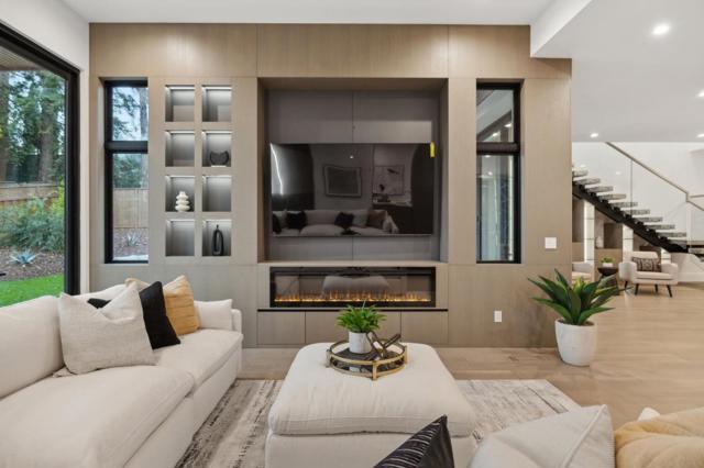 399 Camino Al Lago, Menlo Park CA: https://media.crmls.org/mediaz/7ad4f9c7-b0c0-48db-b353-c2e2123eff1c.jpg