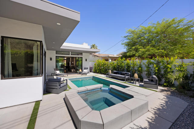 52085 Avenida Cortez, La Quinta CA: https://media.crmls.org/mediaz/7ad58df5-a62f-4643-83f2-60d6b2f2db31.jpg