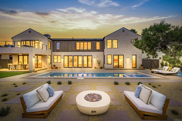 Detail Gallery Image 3 of 72 For 8341 La Jolla Scenic Dr, La Jolla,  CA 92037 - 5 Beds | 5/1 Baths