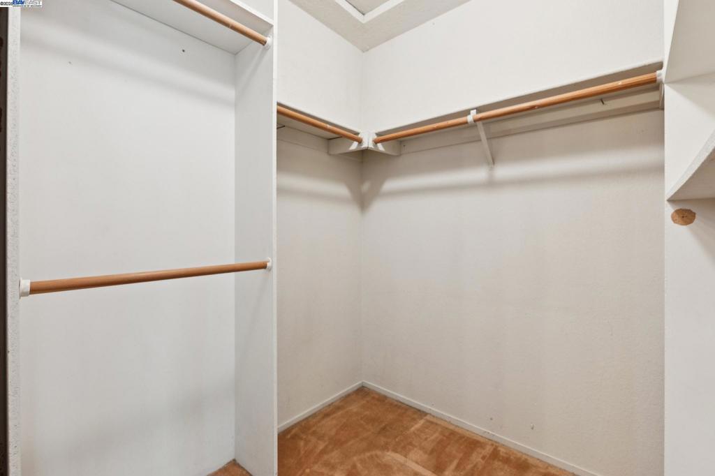 https://media.crmls.org/mediaz/7ad609cc-0369-4616-b38c-fcbdc3e5b415.jpg?preset=X-Large