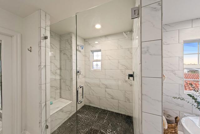 Detail Gallery Image 32 of 45 For 14271 Caminito Lazanja, San Diego,  CA 92127 - 4 Beds | 4/1 Baths