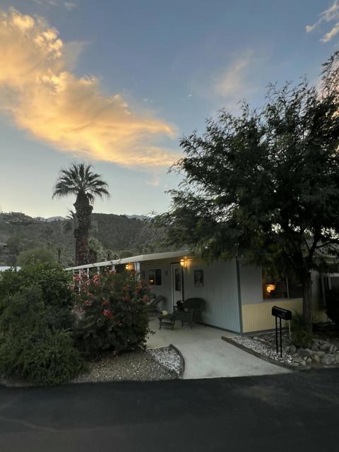 257 Del Mar, Palm Springs CA: https://media.crmls.org/mediaz/7ad68097-d3bd-49d5-9d6c-4a181725a253.jpg