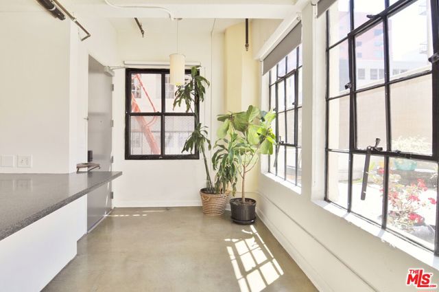 746 S Los Angeles Street, Los Angeles CA: https://media.crmls.org/mediaz/7ad6d361-a801-4f1b-b0a6-2b246d4463d0.jpg