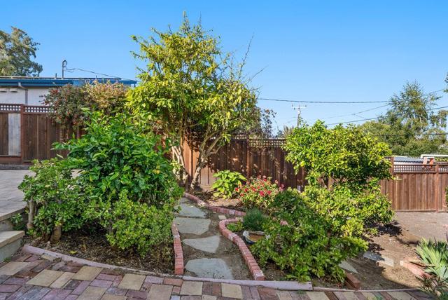 1545 Escalona Drive, Santa Cruz CA: https://media.crmls.org/mediaz/7ad723d4-4365-4d67-bcfe-5adfe69a0fbe.jpg