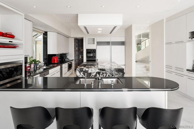 1 The Point, Coronado CA: https://media.crmls.org/mediaz/7ad7cac2-de82-49e2-9fe6-1da18260e0bb.jpg