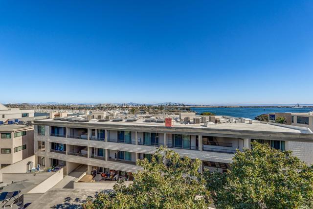 Detail Gallery Image 18 of 49 For 2958 Lawrence St, San Diego,  CA 92106 - 2 Beds | 2 Baths