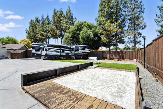 1579 West Street, Concord CA: https://media.crmls.org/mediaz/7ad8f758-5d0e-42ae-a4e7-e7df62eacd63.jpg