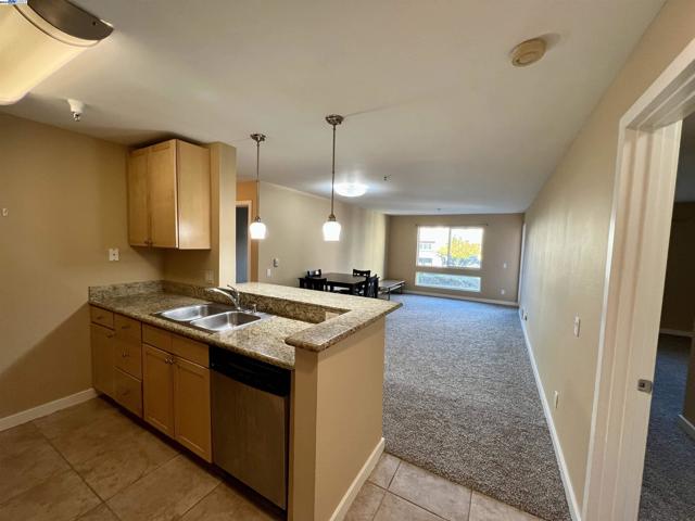 Image 6 of 38 For 6400 Christie Ave  5211