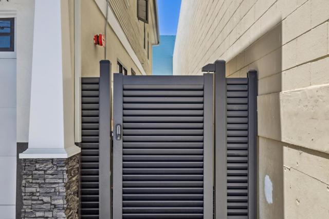 546 Oxford Avenue, Palo Alto CA: https://media.crmls.org/mediaz/7ad9ab50-0e0f-40b4-b3bd-3eea501c3677.jpg