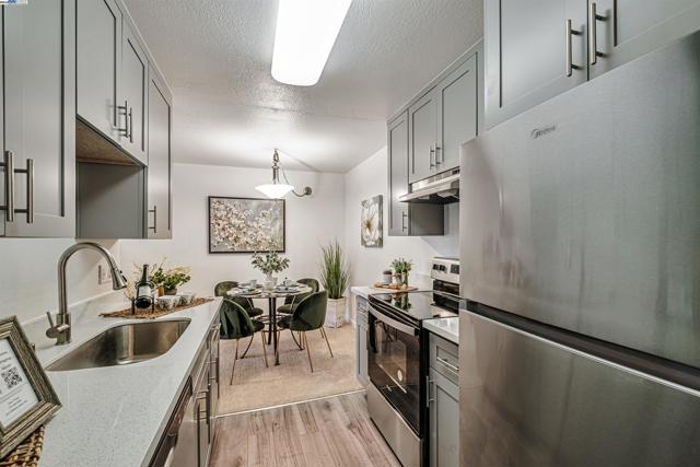14101 e 14th, San Leandro CA: https://media.crmls.org/mediaz/7ad9e94b-e96e-48b9-bcbf-6db5879bc30f.jpg