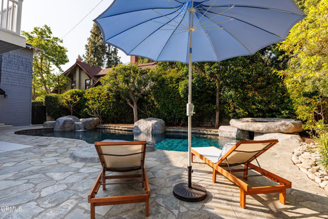 1954 Primrose Avenue, South Pasadena CA: https://media.crmls.org/mediaz/7ad9ecd6-e5eb-4d7c-8609-e2c7e208cbbc.jpg