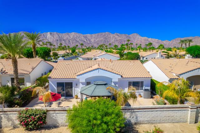 78975 Breckenridge Drive, La Quinta CA: https://media.crmls.org/mediaz/7adb502b-ec82-40d2-8cc3-55a0f13dd8b2.jpg