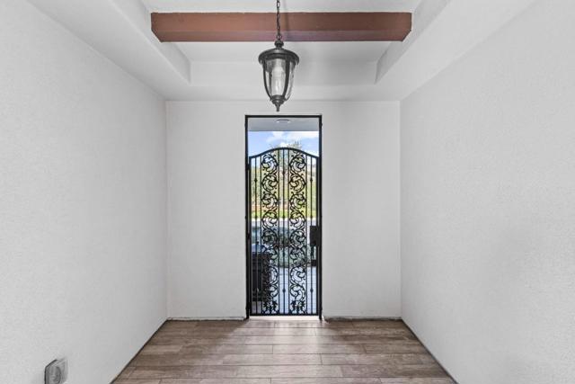 2846 Roundstone Drive, Gilroy CA: https://media.crmls.org/mediaz/7adbe38d-a942-4e25-a1d2-fda159a76f43.jpg