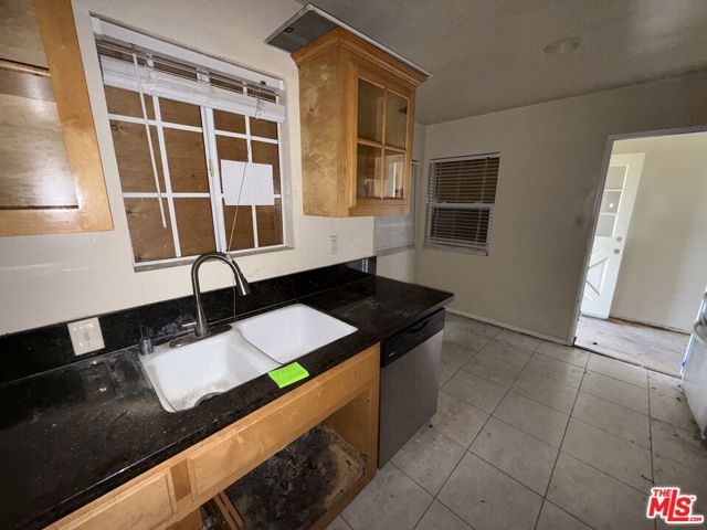 7309 Cantaloupe Avenue photo 6