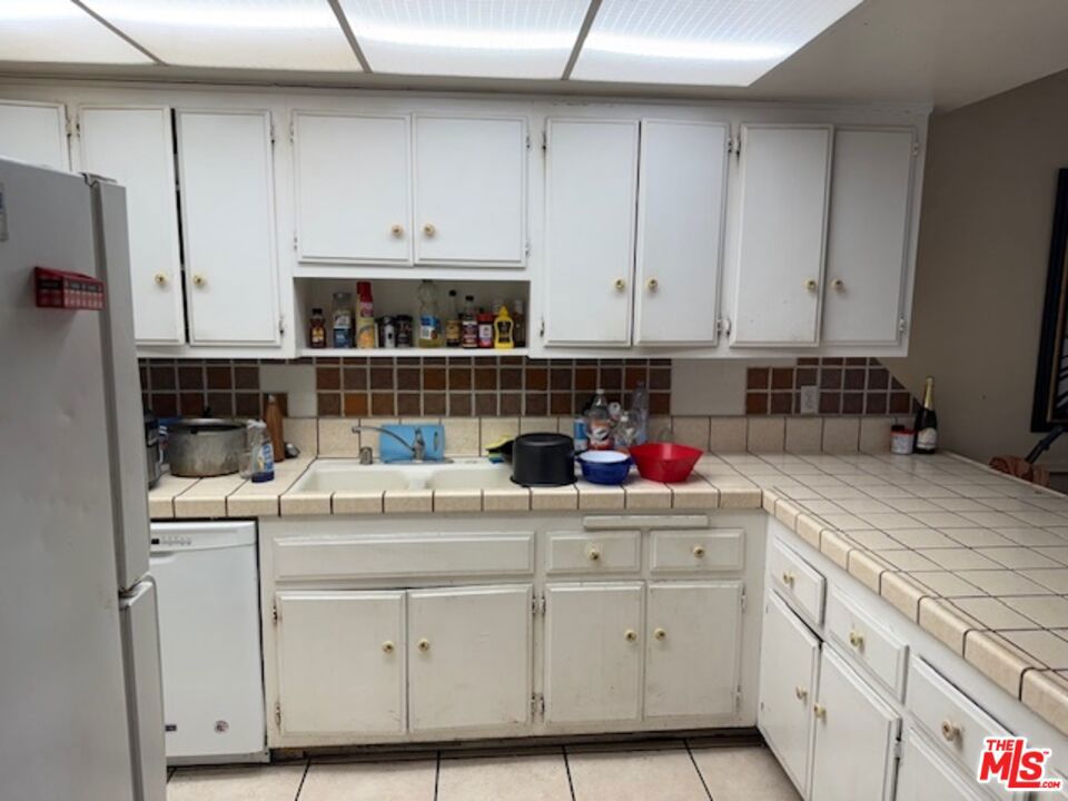 MLS #25569989 img 37