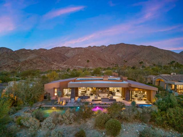 50741 Desert Arroyo Trail, Indian Wells CA: https://media.crmls.org/mediaz/7adcee0e-ed4d-4e8e-8066-c89865e30c8e.jpg