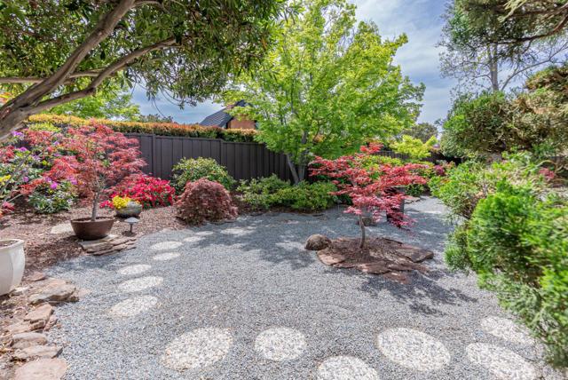 814 Beaverton Court, Sunnyvale CA: https://media.crmls.org/mediaz/7ade82c5-8454-4a54-b688-0bf89520bca6.jpg