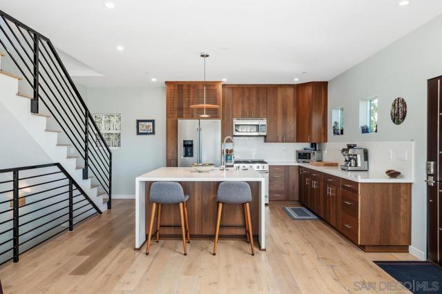3144 Emerson St, San Diego CA: https://media.crmls.org/mediaz/7adf293f-a2f0-4389-aed7-527ab16667a2.jpg