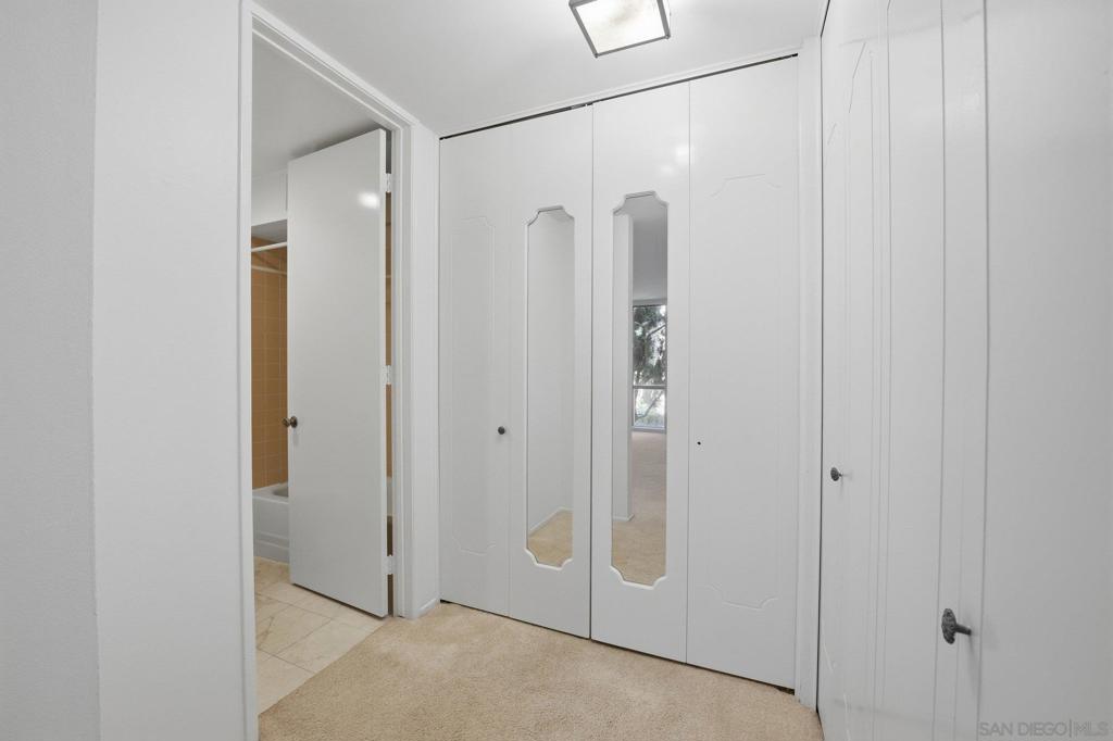 6455 La Jolla Blvd - photo 16