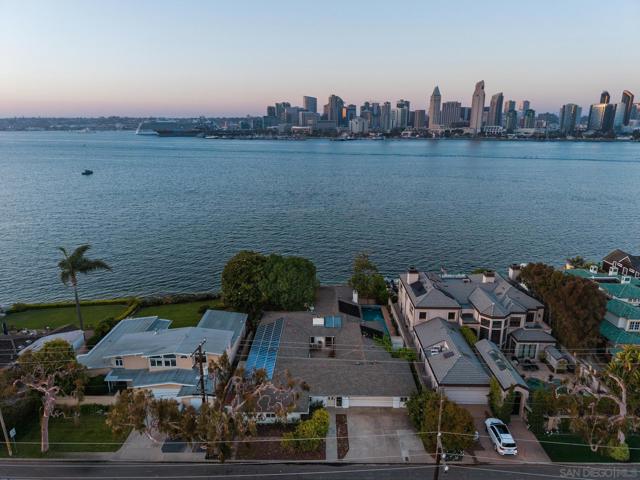 Image 5 of 25 For 515 1st St  