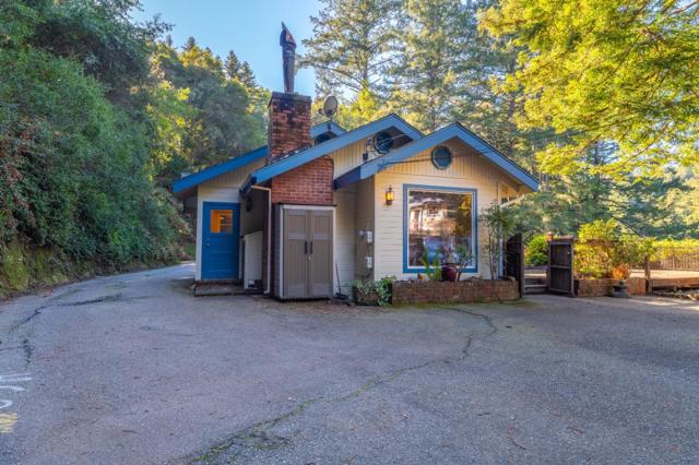4051 Branciforte Drive, Santa Cruz CA: https://media.crmls.org/mediaz/7adf7a6a-7b00-4b3c-aa0d-b9494426ca71.jpg