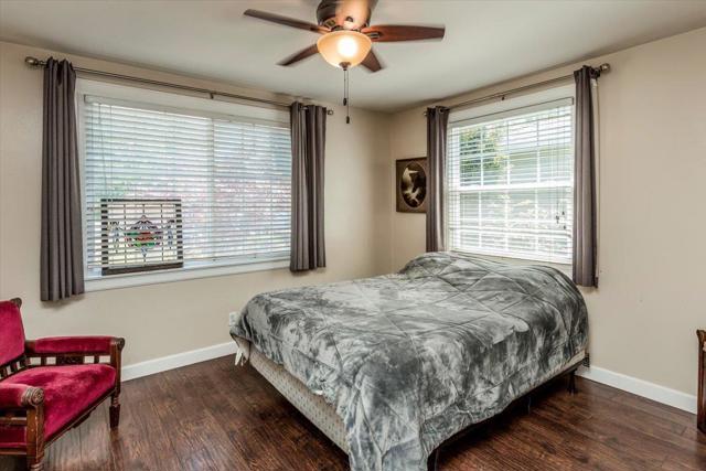1176 Valota Road, Redwood City CA: https://media.crmls.org/mediaz/7adfca08-0a72-42e4-bfce-69ac87adeda1.jpg