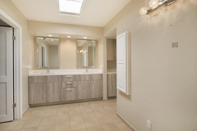 Image 35 of 42 For 73318 Shadow Mountain Drive B