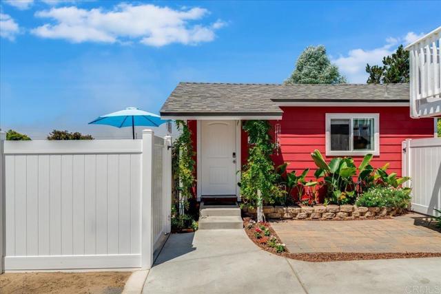 1354 Lazy Lane, Oceano CA: https://media.crmls.org/mediaz/7ae1c876-7cee-460a-9d3a-55d287e477b0.jpg