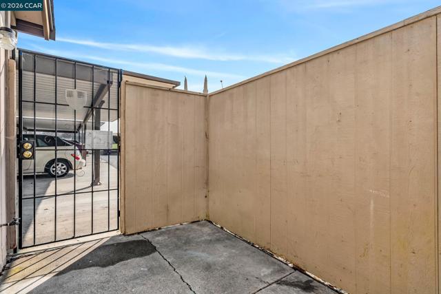 2607 Ithaca Ct., Antioch CA: https://media.crmls.org/mediaz/7ae1e691-279d-4be3-ad46-704ff709abaf.jpg