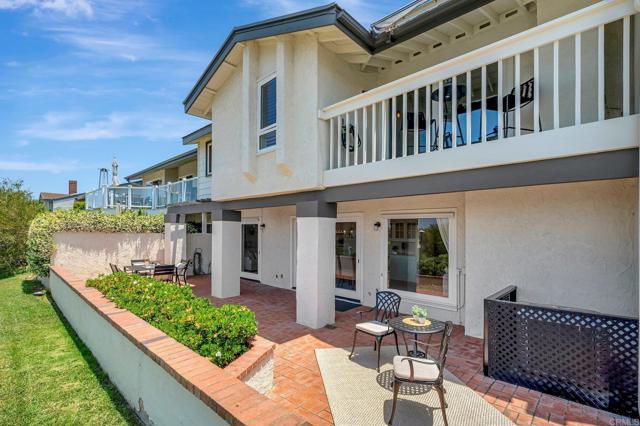 55 Jasmine Creek Drive, Corona del Mar CA: https://media.crmls.org/mediaz/7ae2dd19-58c5-4ba9-bc5b-5bcb0fce378e.jpg