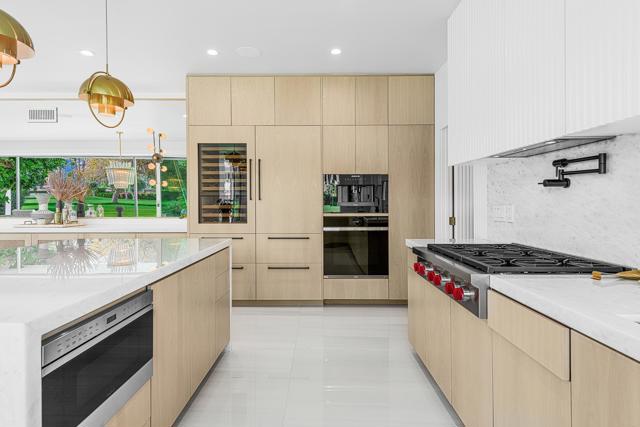 2622 S Calle Palo Fierro, Palm Springs CA: https://media.crmls.org/mediaz/7ae35770-79d4-4c66-a361-e1f907da2dde.jpg