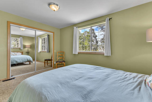 52365 Pine Ridge Road, Idyllwild CA: https://media.crmls.org/mediaz/7ae3c9e0-7a8b-46e5-a487-585d3a3c2708.jpg