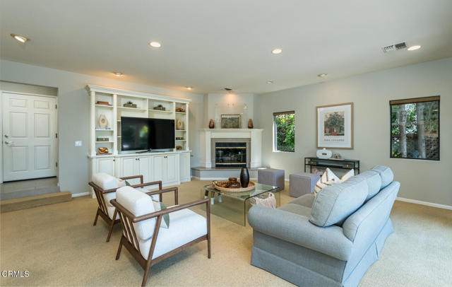 Detail Gallery Image 18 of 75 For 2320 Mountain Ave, La Crescenta,  CA 91214 - 4 Beds | 3/1 Baths