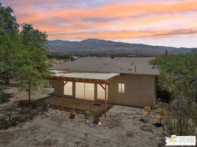 22950 Henry Road, Desert Hot Springs CA: https://media.crmls.org/mediaz/7ae5147c-3247-4ccd-9705-8c8a57722004.jpg