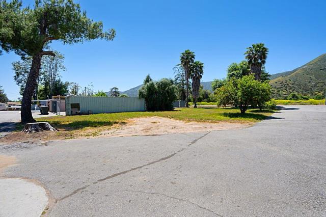 Detail Gallery Image 42 of 56 For 17030 Grand Ave, Lake Elsinore,  CA 92530 - 4 Beds | 2 Baths