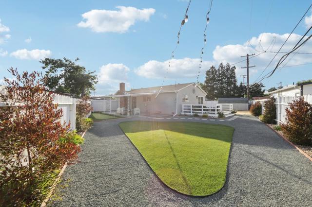 4273 Glazier Court, Concord CA: https://media.crmls.org/mediaz/7ae63166-085a-4249-9ef0-dde3afebb2fa.jpg