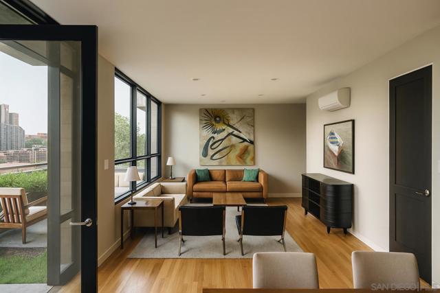 580 Sportsfisher Drive, Oceanside CA: https://media.crmls.org/mediaz/7ae78f58-caf9-45a5-b160-a92752c3d98a.jpg