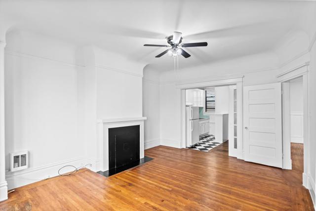 751753 8th Avenue, San Francisco CA: https://media.crmls.org/mediaz/7ae7b0fd-5da9-457a-a595-13cf6dc78b9f.jpg