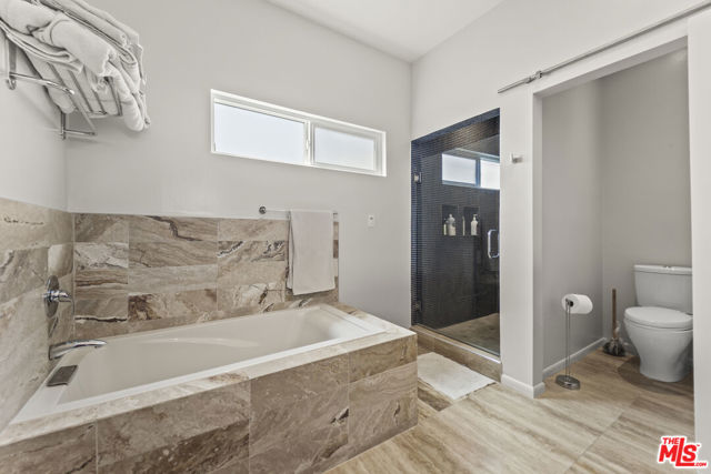 145 Napoleon Street, Playa del Rey CA: https://media.crmls.org/mediaz/7ae7de09-0ecf-45af-bdf5-a618929c6d23.jpg