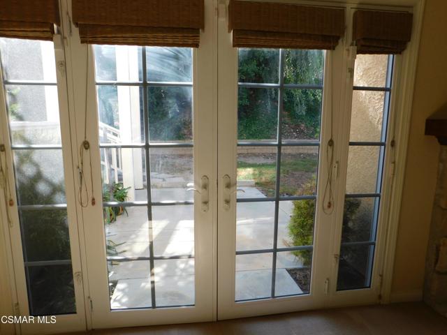 29140 Quail Run Drive, Agoura Hills CA: https://media.crmls.org/mediaz/7ae98846-9aa2-4e9c-9523-06ce58972982.jpg