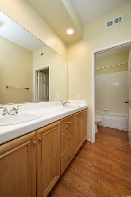 Detail Gallery Image 18 of 25 For 5110 Wisteria Drive, Oceanside,  CA 92056 - 4 Beds | 2/1 Baths