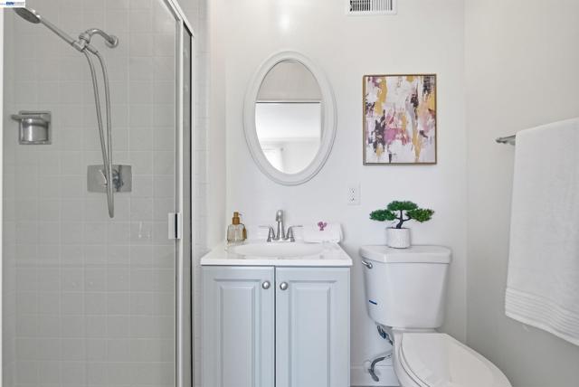 Image 17 of 60 For 536 Golf Club Rd